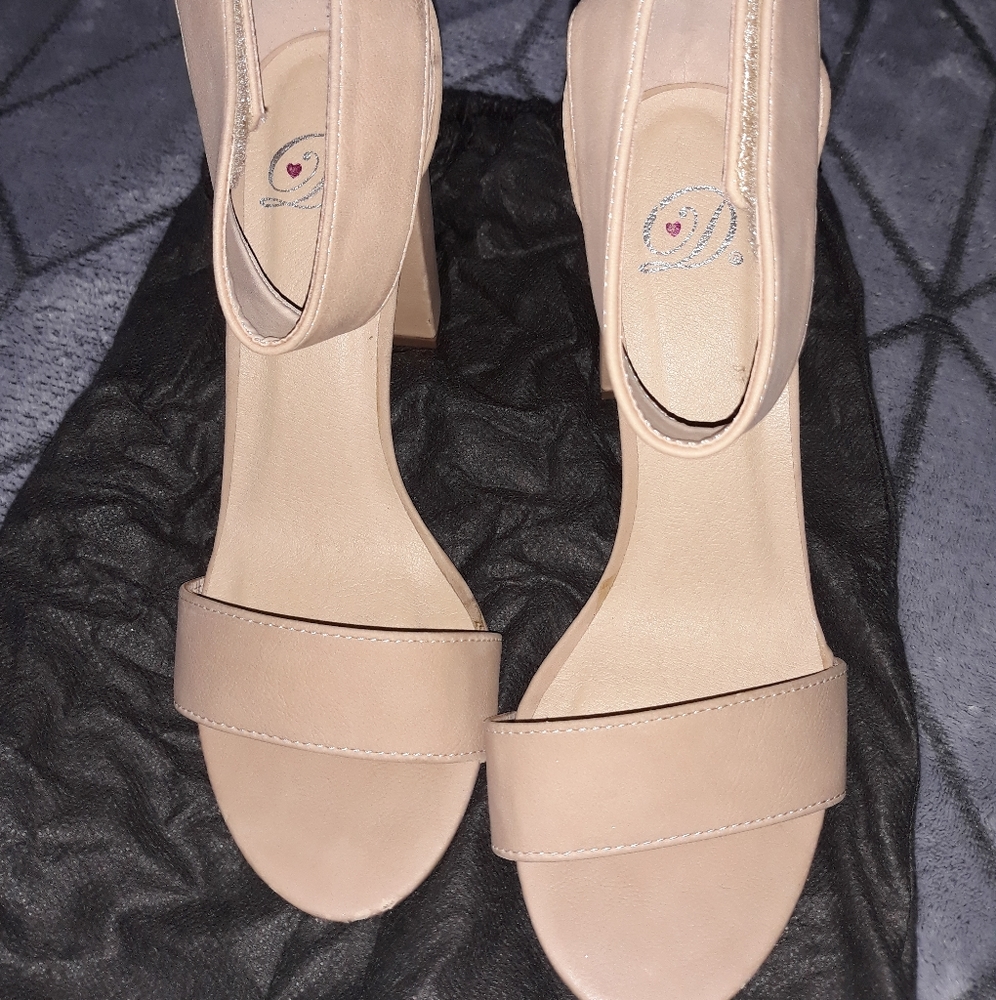 Sandals high heels
